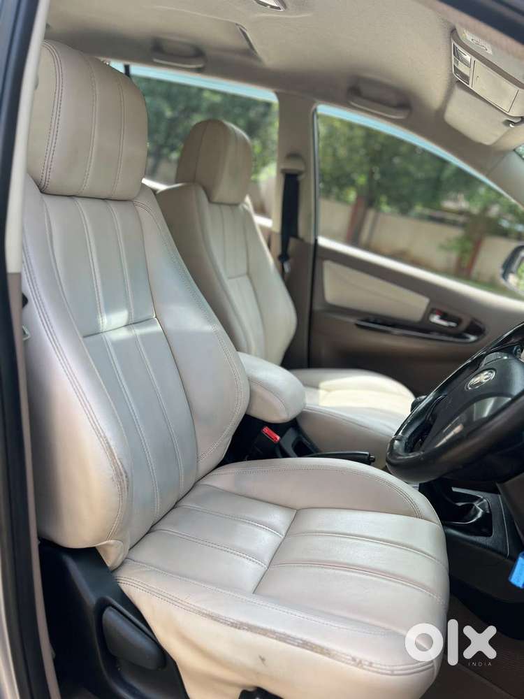 Toyota Innova 2.5 V 7 Str, 2015, Diesel