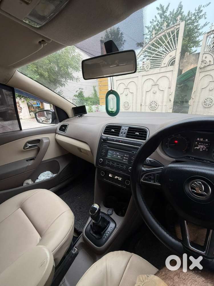 Skoda Rapid 2014 Petrol Automatic