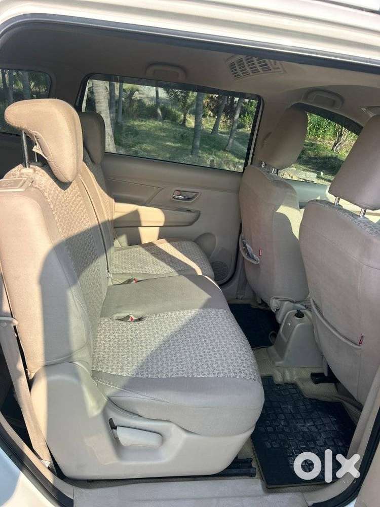 Maruti Suzuki Ertiga 2018-2022 1.4 Vxi Shvs, 2021, Petrol