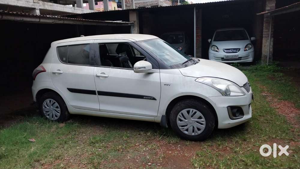 Maruti Suzuki Swift Vxi, 2015, Petrol