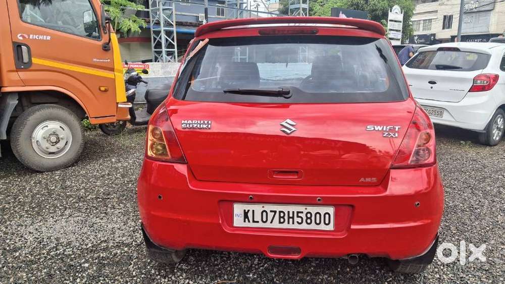 Maruti Suzuki Swift Zxi, 2008, Petrol