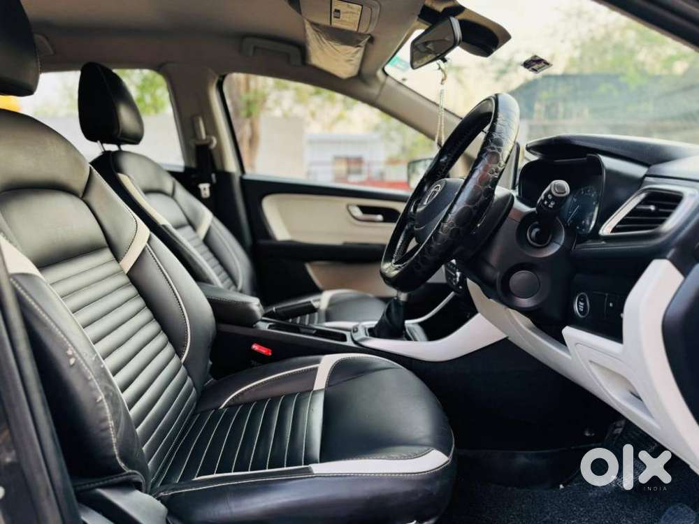 Tata Altroz, 2022, Petrol