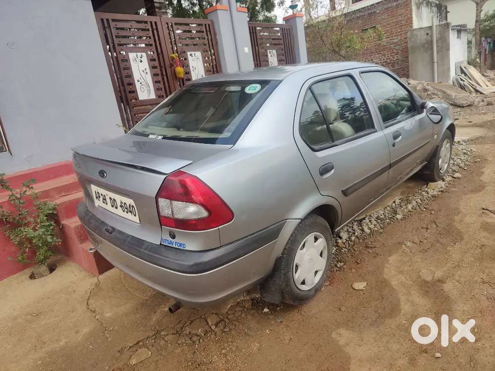 Ford Ikon 2004 Petrol Well Maintained
