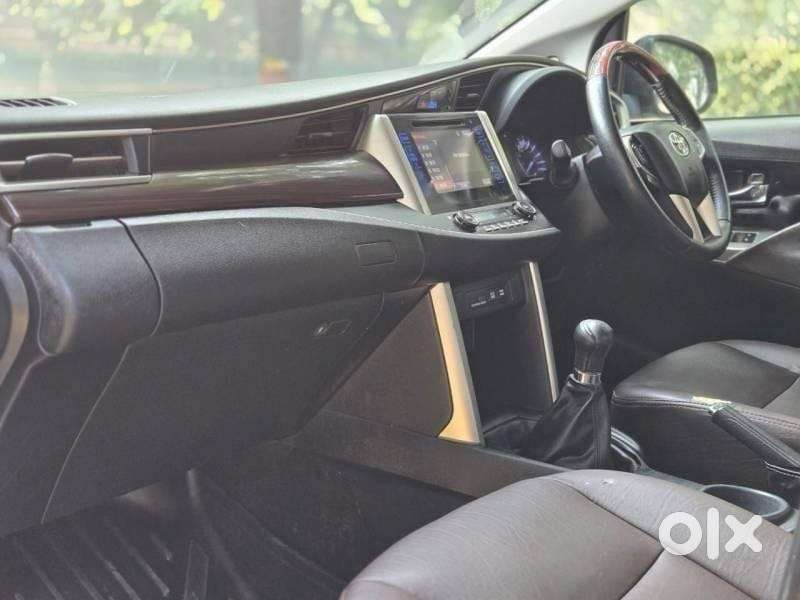 Toyota Innova Crysta