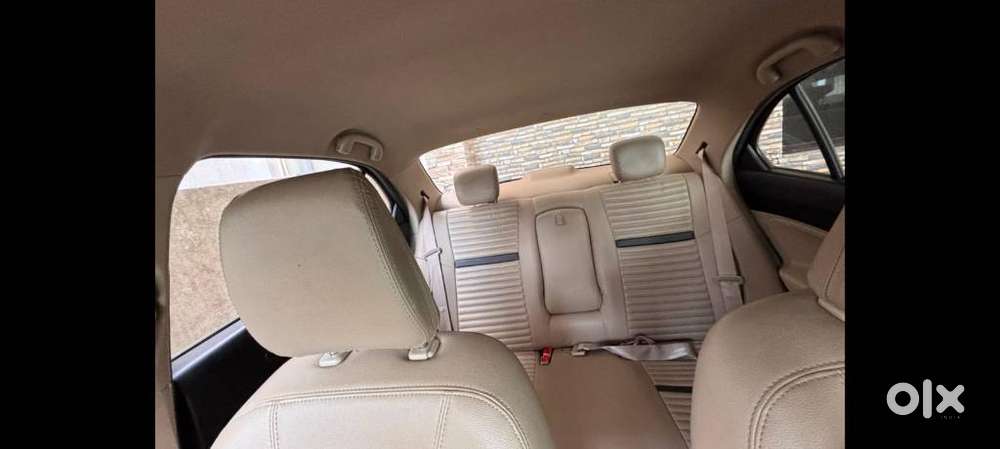 Maruti Suzuki Swift Dzire 1.2 Vxi Bsiv, 2018, Petrol