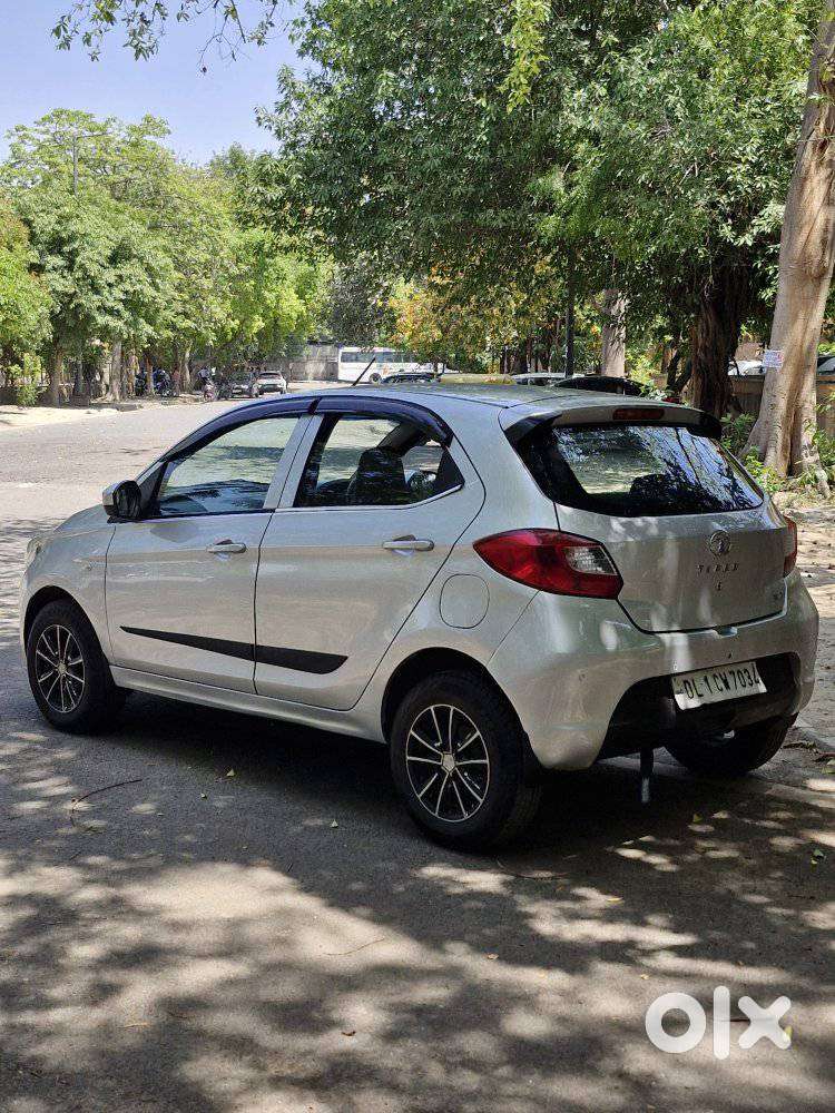 Tata Tiago 1.2 Revotron Xt Option, 2017, Petrol