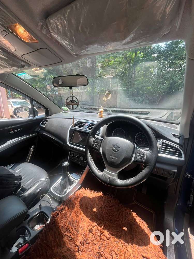 Maruti Suzuki S-cross 2022 Petrol Well Maintained
