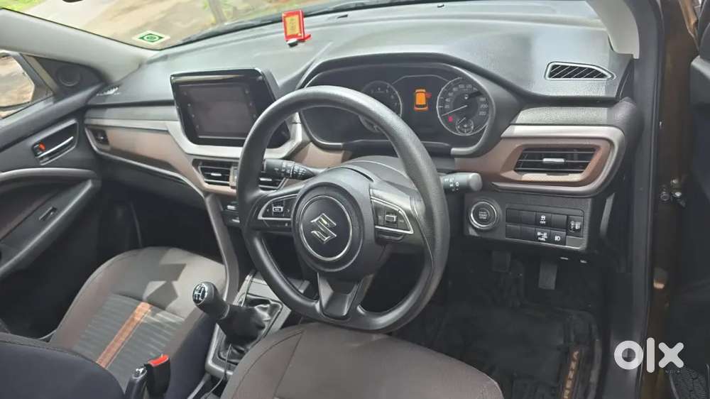 Maruti Suzuki Brezza 2025 Cng & Hybrids 5000 Km Driven