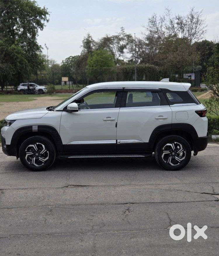 Maruti Suzuki Brezza 1.5 Lxi Cng, 2024, Cng & Hybrids