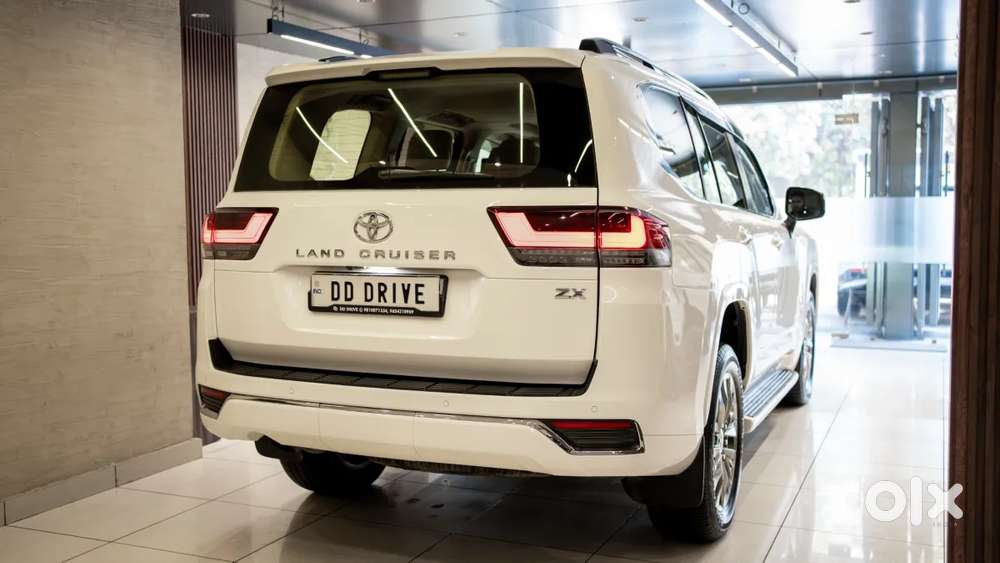 Toyota Land Cruiser 3.3 Zx Diesel, 2023, Diesel