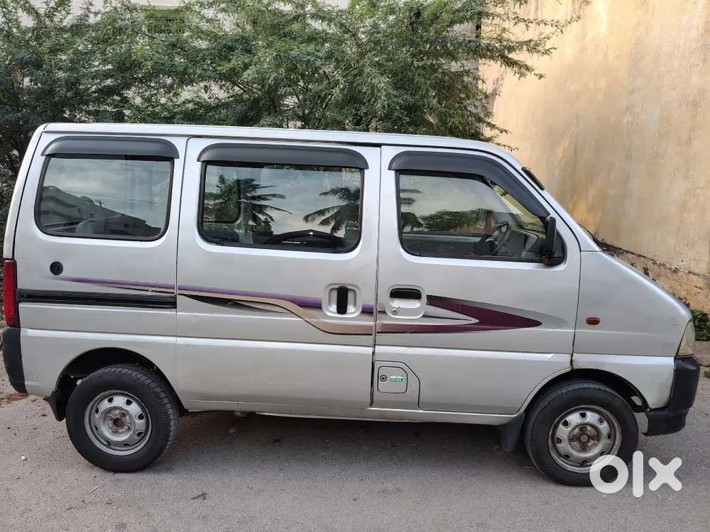 Maruti Suzuki Eeco Ac 2010 Variant Smiles