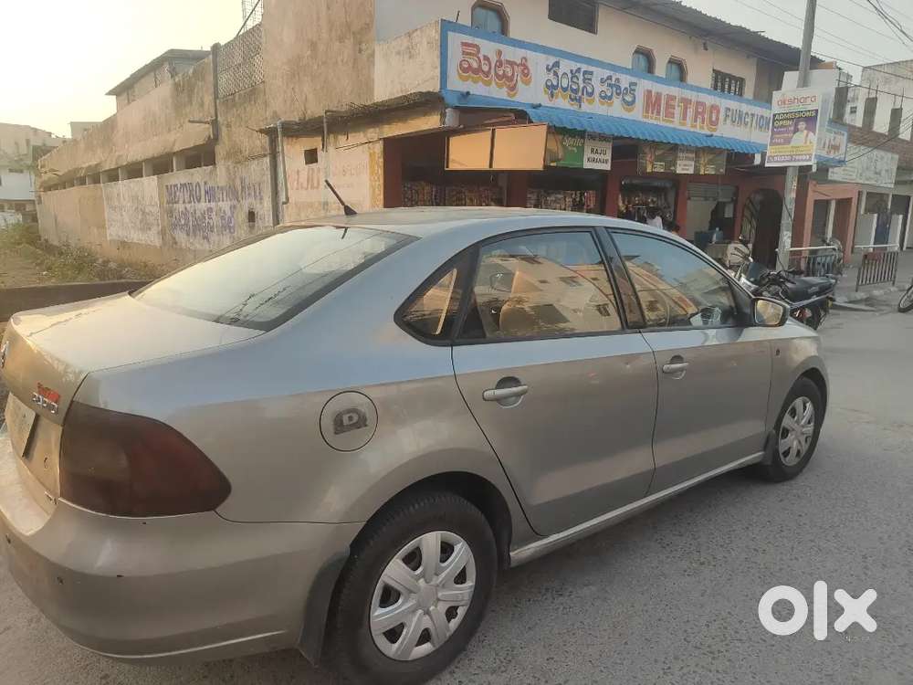 Single Owner,70%tyres, Insurance