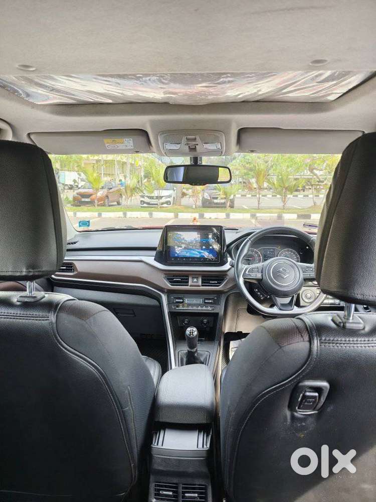 Maruti Suzuki Brezza 1.5 Zxi Plus Smart Hybrid Dual Tone, 2022, Petr..