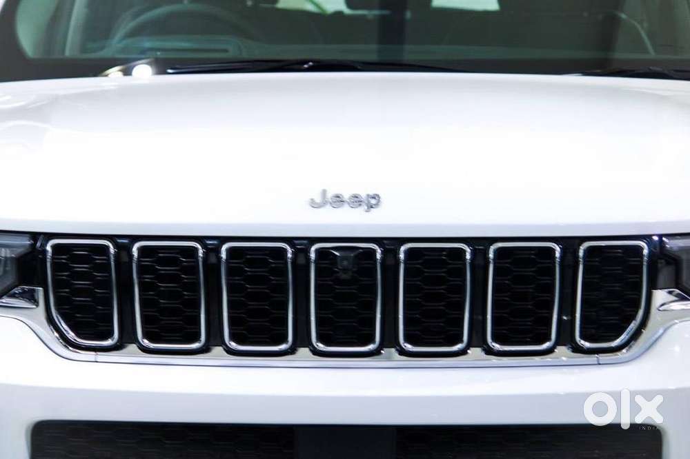 Jeep Grand Cherokee Limited (o) 4x4 At, 2022, Petrol