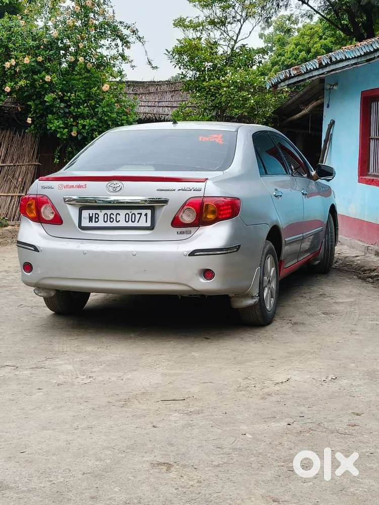 Toyota Corolla Altis Petrol Well Maintained