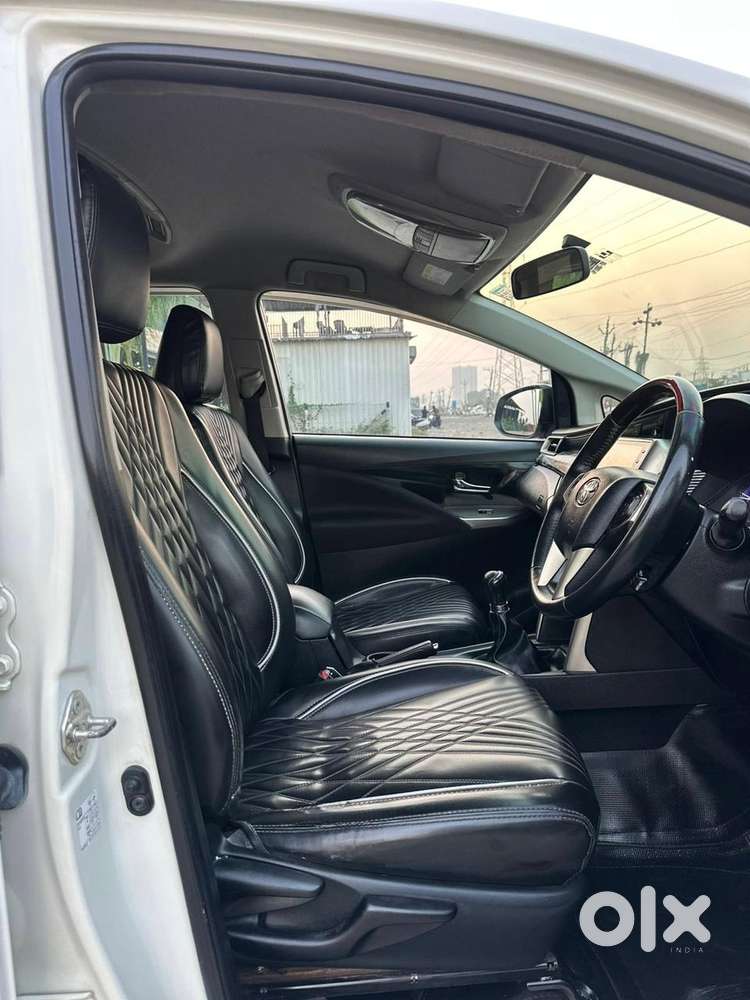 Toyota Innova Crysta 2.4 V 8 Str, 2022, Diesel