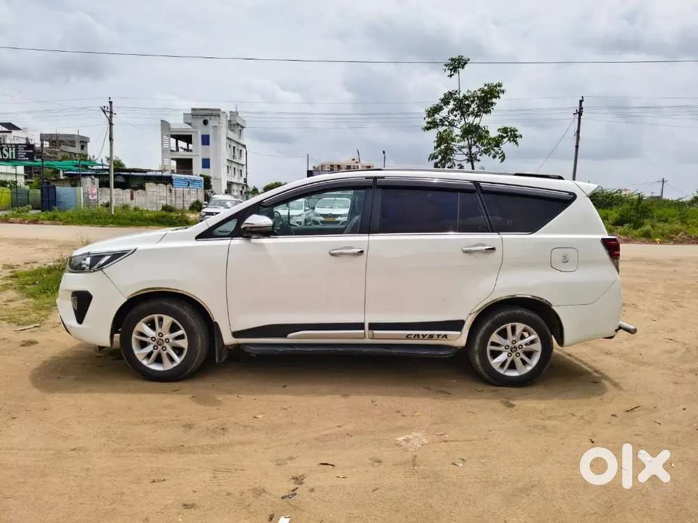 Toyota Innova Crysta 2017 Mt Diesel 2nd Owner
