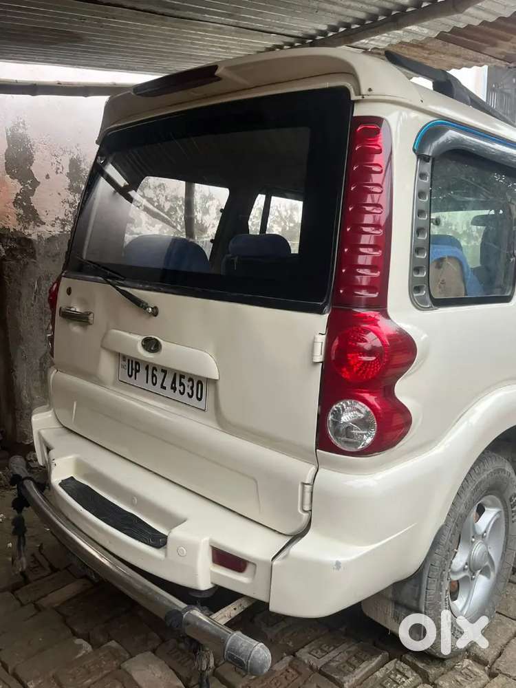 Mahindra Scorpio 2010 Diesel. Pepar 2030tak Hai  120000 Km Driven
