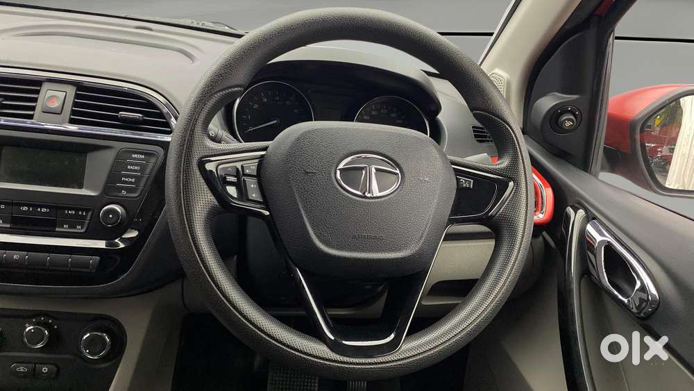 Tata Tiago 1.2 Revotron Xza, 2019, Petrol