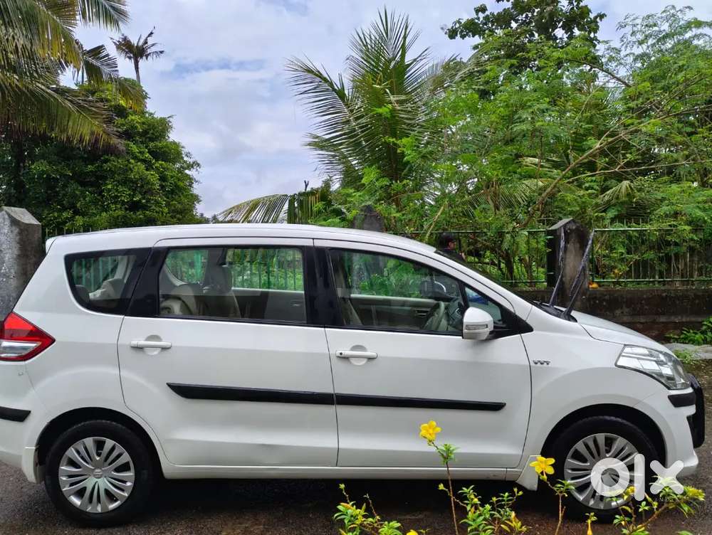 Maruti Suzuki Ertiga 2015 Petrol 74000 Km Driven