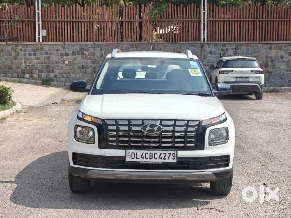 Hyundai Venue E 1.2 Petrol, 2023, Petrol