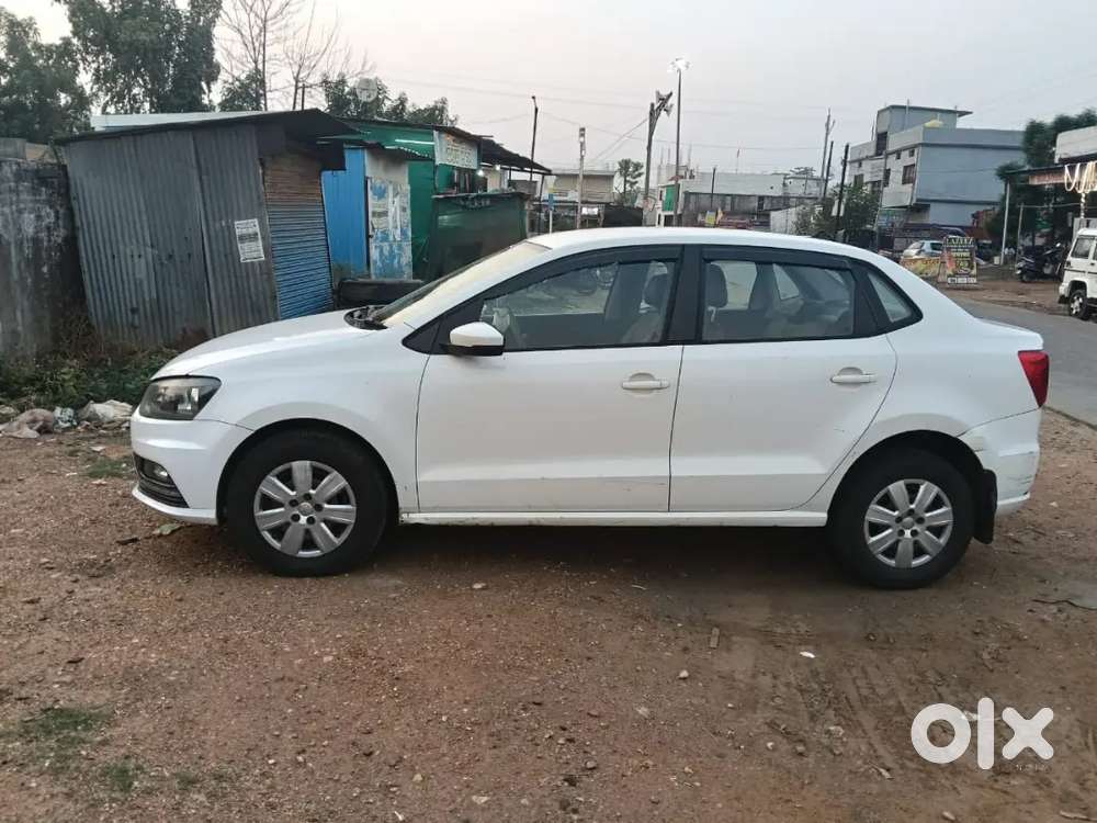  Volkswagen Ameo Top Modal