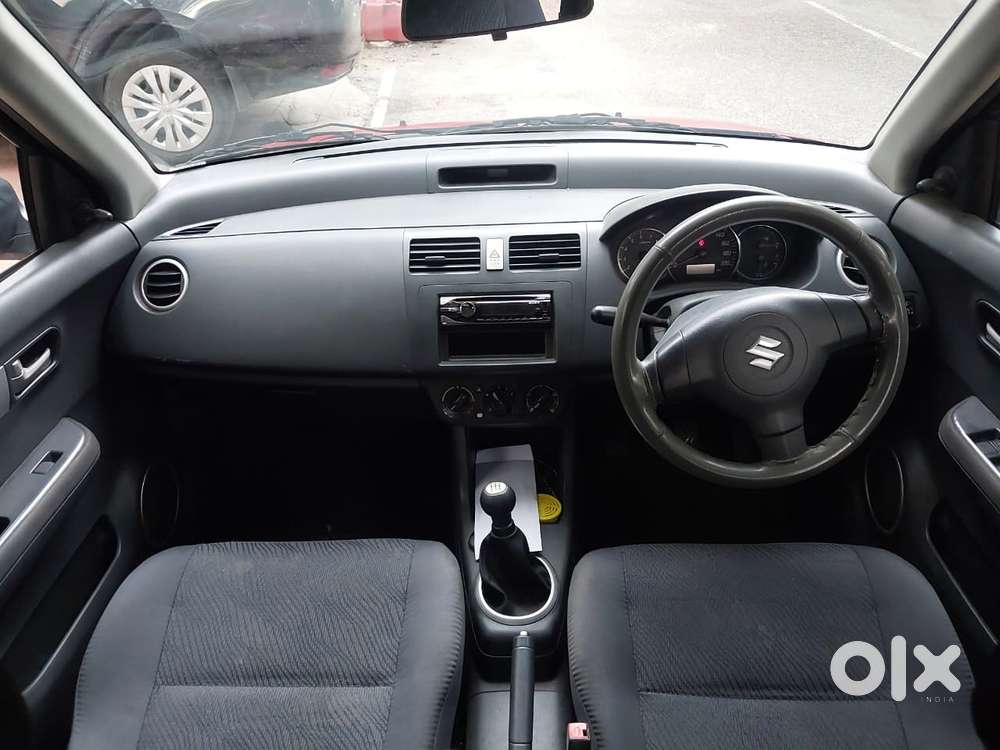 Maruti Suzuki Swift 2004-2010 Vxi Bsiv, 2011, Petrol