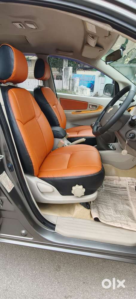 Toyota Innova 2.5 V 7 Str, 2011, Diesel