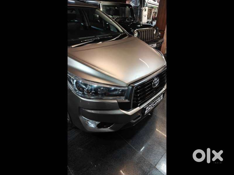 Toyota Innova Crysta 2.4 G Mt, 2022, Diesel