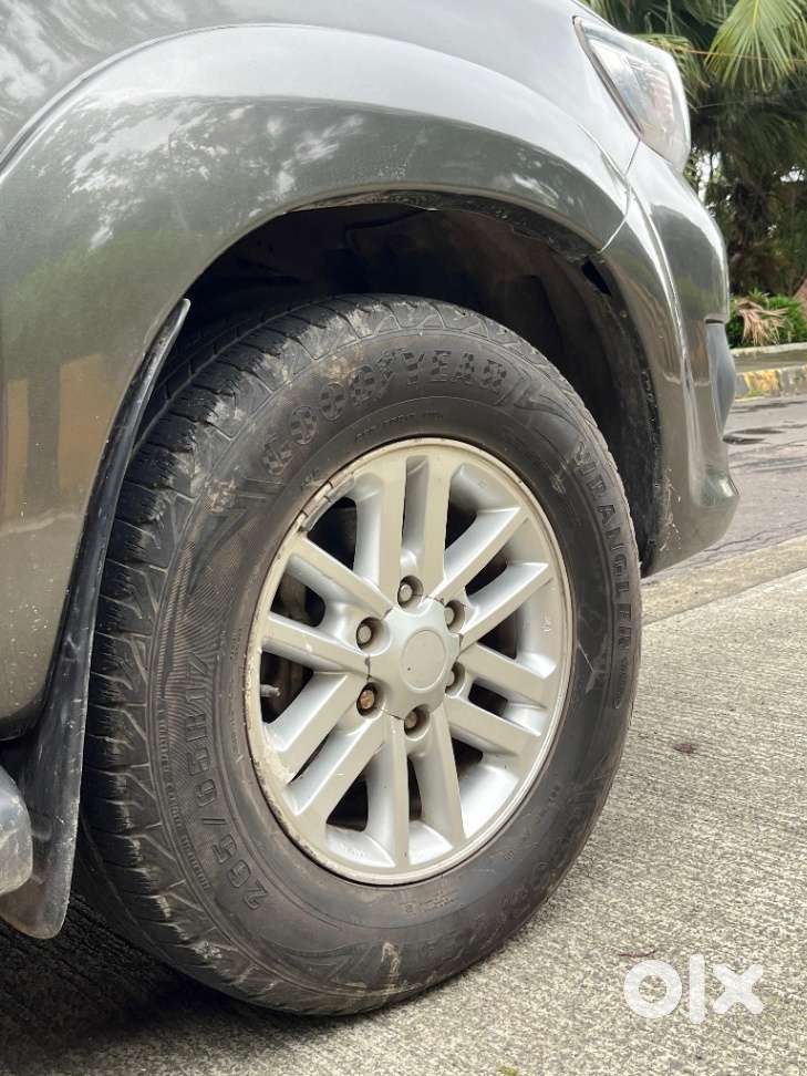 Toyota Fortuner 3.0 4x4 Manual, 2011, Diesel