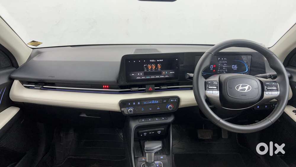Hyundai Verna 1.5 Sx (o) Vtvt Ivt, 2023, Petrol