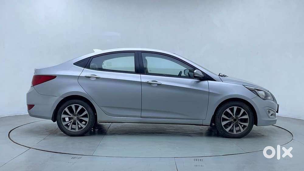 Hyundai Verna Fluidic 1.6 Vtvt Sx, 2017, Petrol