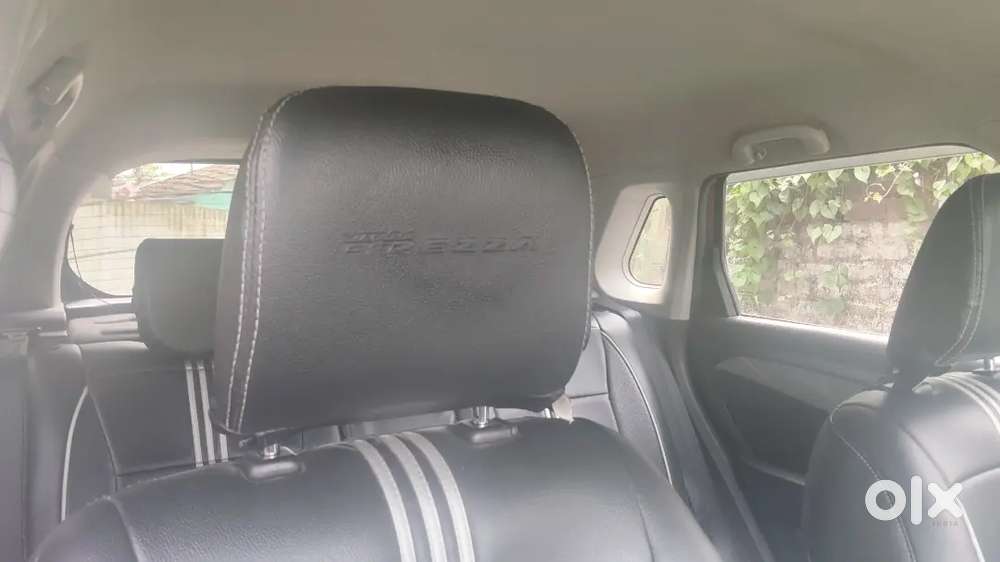 2016 Maruti Suzuki Brezza Zdi+ Dual Tone