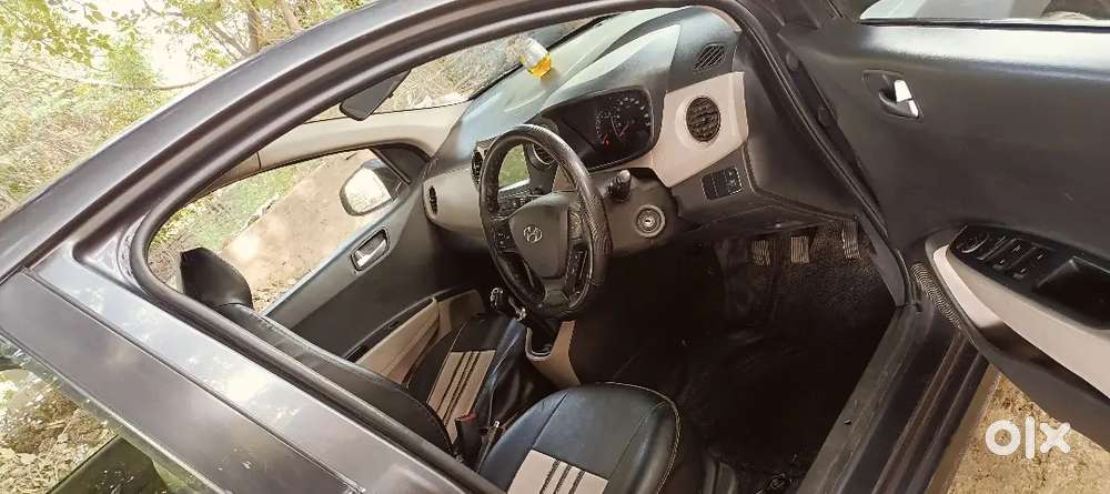 Hyundai Xcent 2019 Top Variant Diesel ,90000 Km Driven 80% Tayre