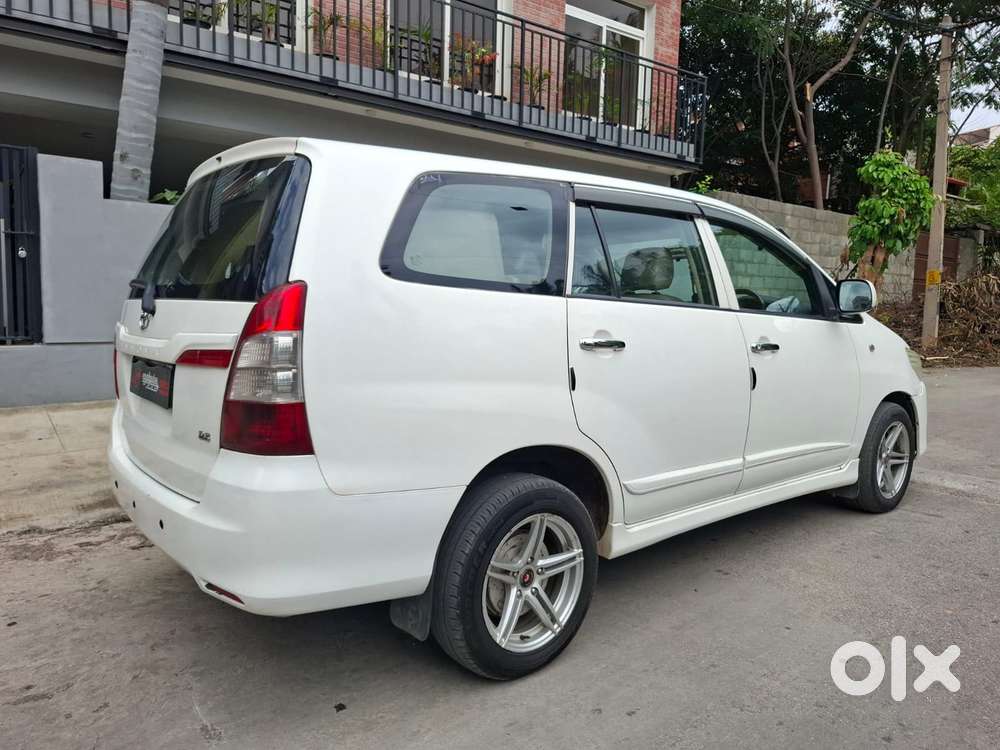 Toyota Innova 2.5 G (diesel) 8 Seater, 2015, Diesel