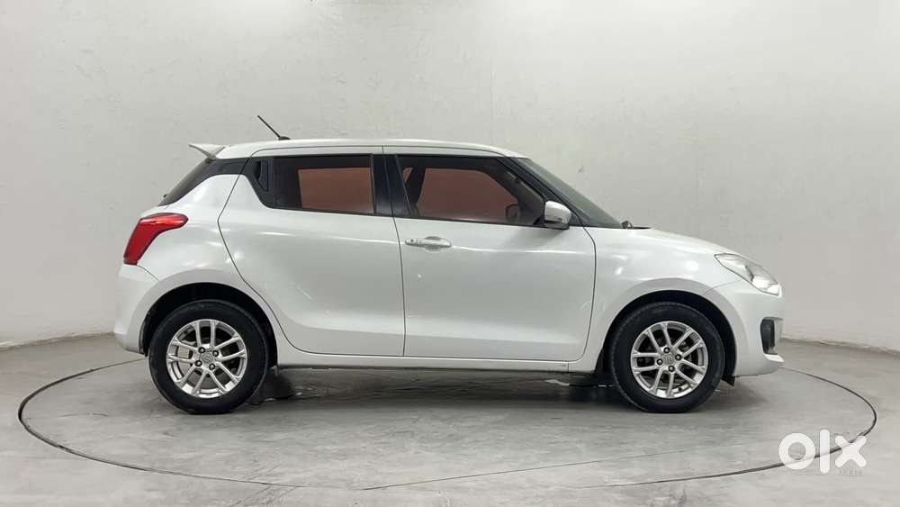 Maruti Suzuki Swift Amt Zxi, 2018, Petrol