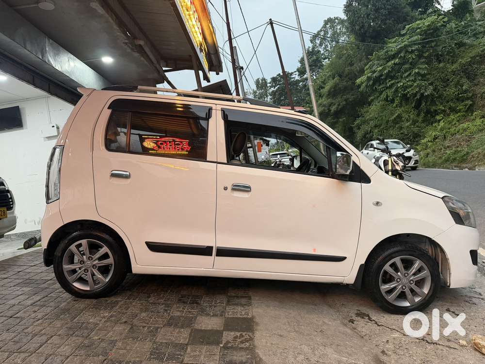 Maruti Suzuki Wagon R Vxi Opt, 2018, Petrol