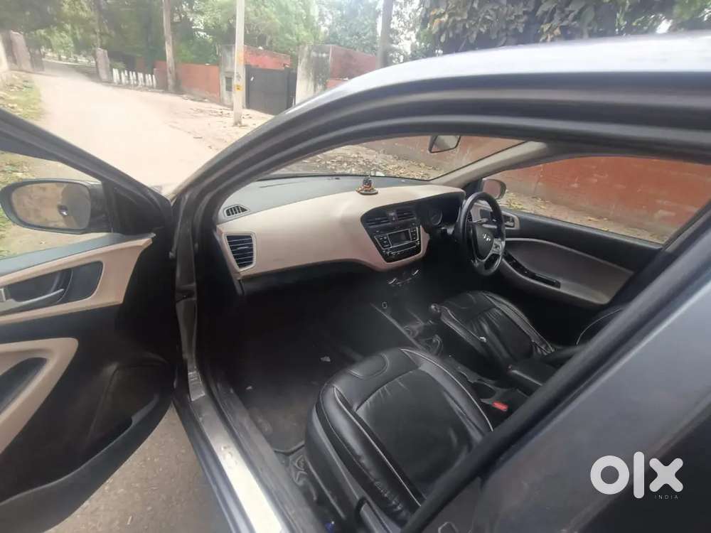 Hyundai Elite I20 2017 Petrol 65000 Km Driven