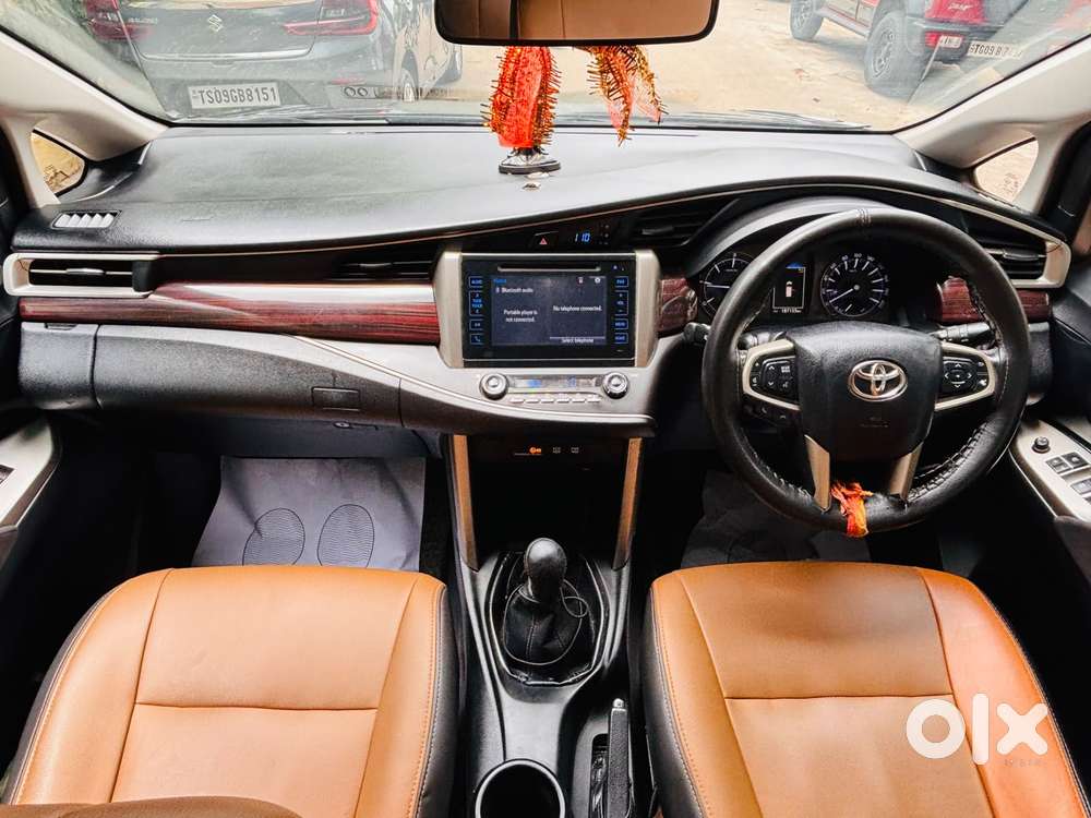 Toyota Innova Crysta 2.4 V, 2017, Diesel