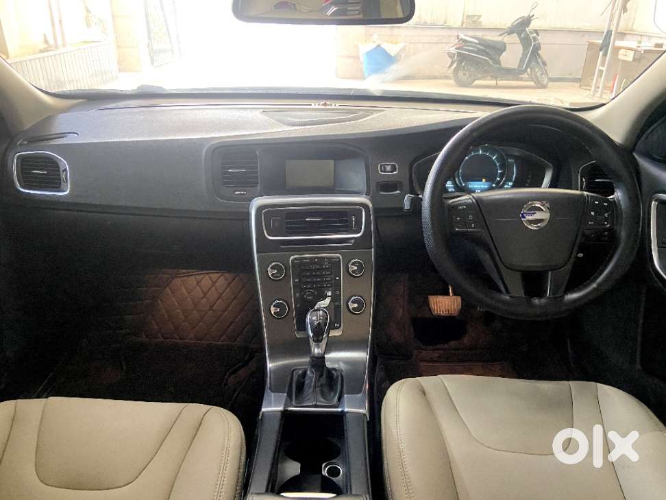 Volvo S60 D4 Momentum, 2014, Diesel