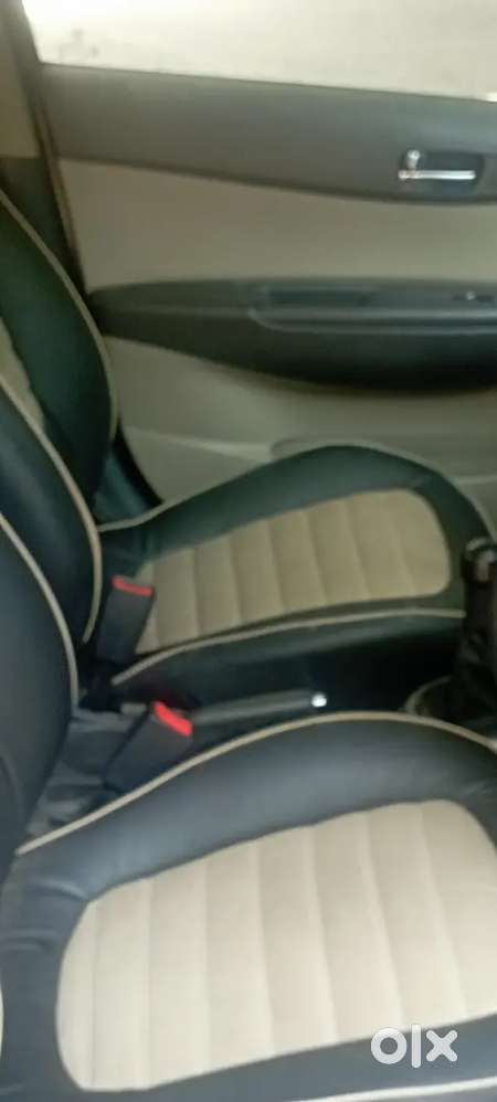 Hyundai I20 Magna 2013 Low Km Excellent Condition Family Car