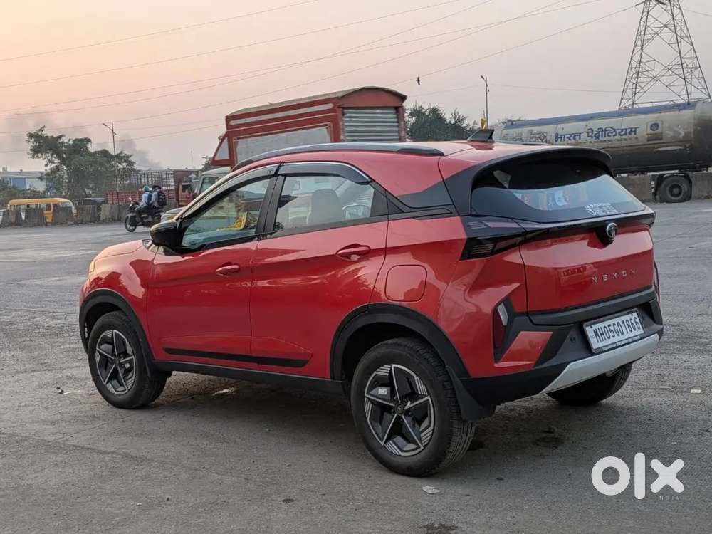 Tata Nexon Creative Petrol 2024