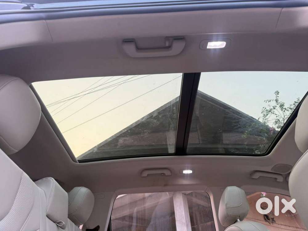 Mahindra Xuv700 2.2 Ax 7 Diesel At Luxury Pack Str, 2024, Diesel