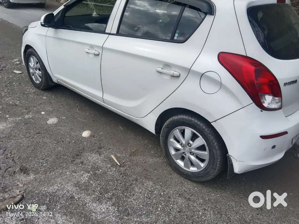 Hyundai I20 2013 Petrol 450000 Km Driven Abs