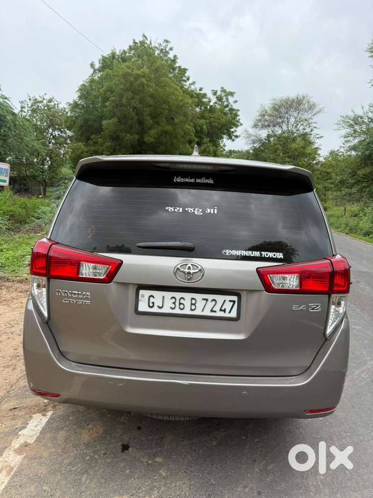 Toyota Innova Crysta 2.8 Z, 2016, Diesel