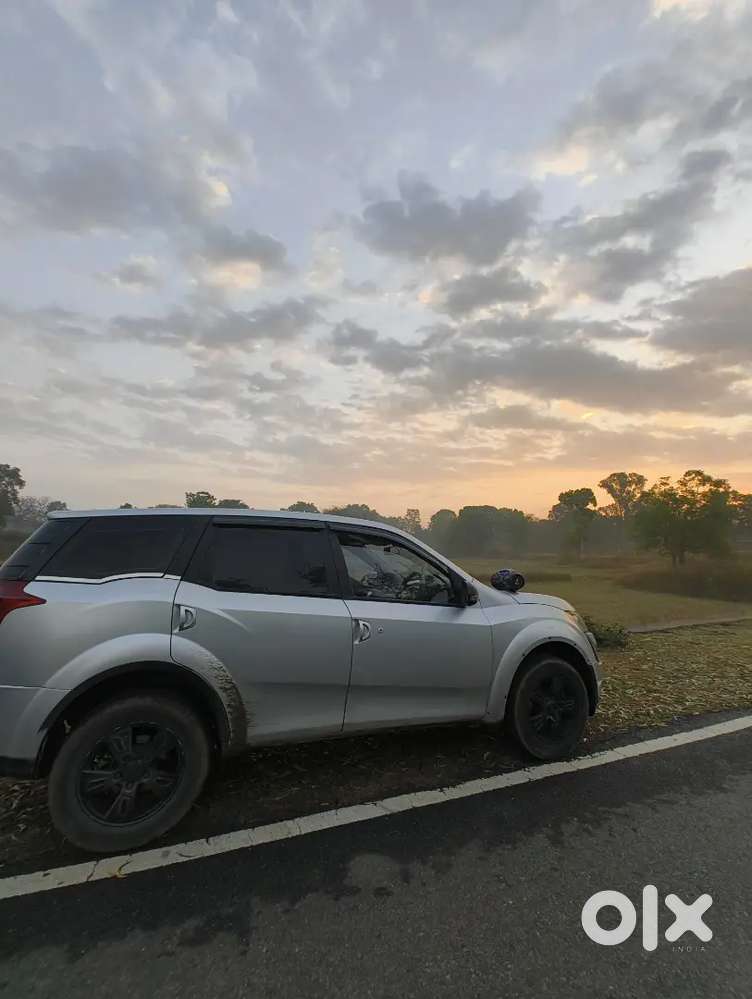 Mahindra Xuv500 2015
