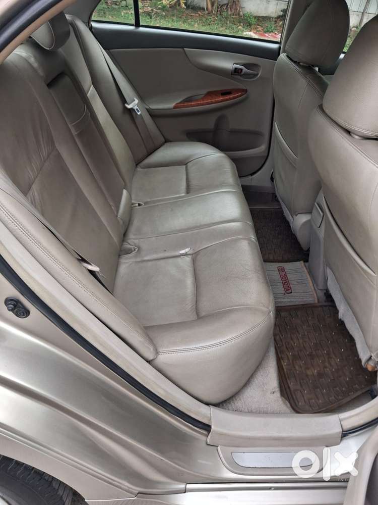 Toyota Corolla Altis G, 2010, Petrol