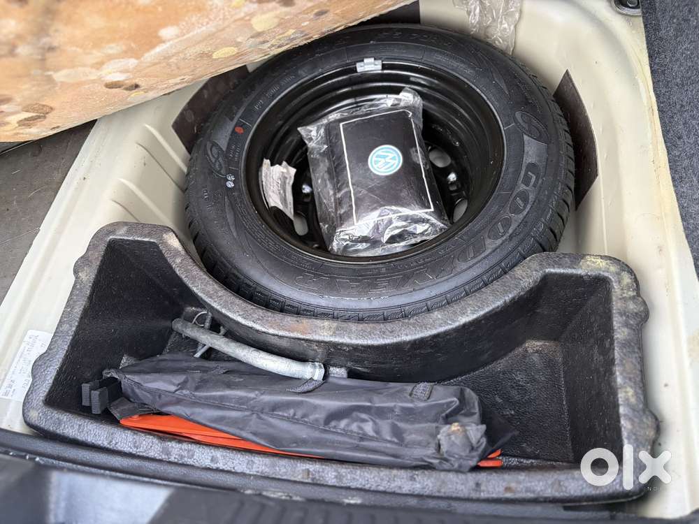 Volkswagen Vento Petrol Highline, 2014, Petrol