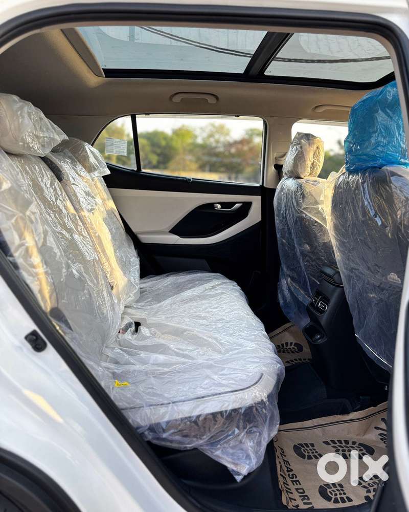 Hyundai Creta 1.6 Sx Petrol, 2023, Cng & Hybrids