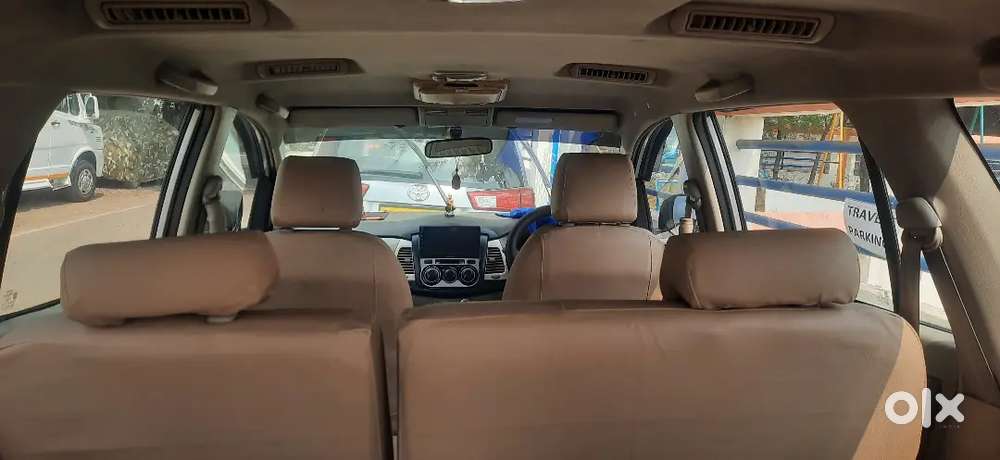 Toyota Innova 2013 Diesel 7-seater